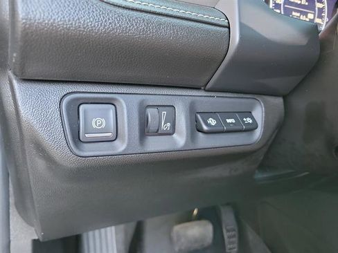 Used 2021 GMC Acadia Denali w/ Denali Technology Package image 27