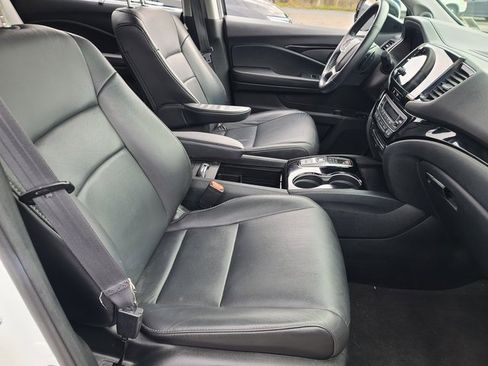 Used 2022 Honda Pilot Touring image 22