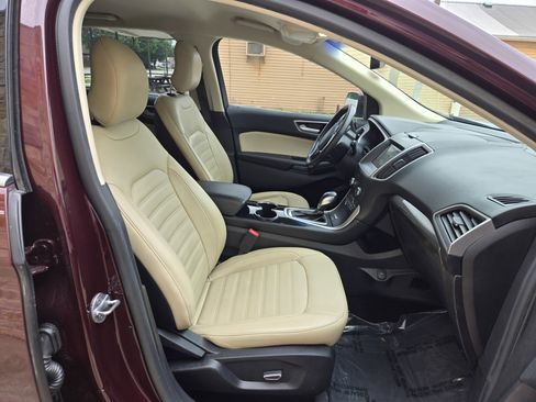 Used 2017 Ford Edge SEL w/ Equipment Group 201A FWD image 9