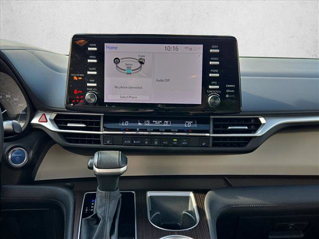 Used 2023 Toyota Sienna XLE FWD image 12