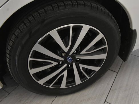 Used 2018 Subaru Legacy 2.5i Premium image 10