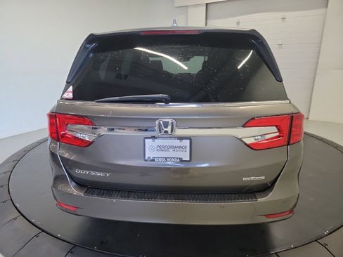 Used 2018 Honda Odyssey Touring image 8