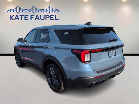 New 2027 Ford Explorer ST-Line w/ Premium Package AWD/4WD image 5