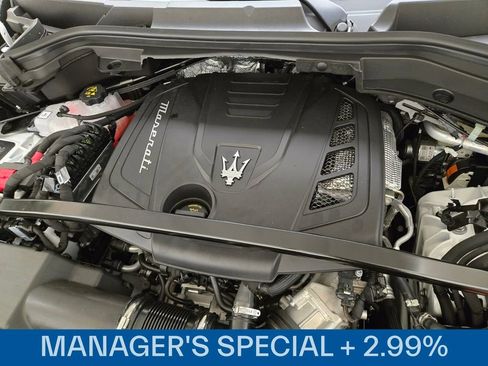 Used 2025 Maserati Grecale Modena AWD/4WD image 24