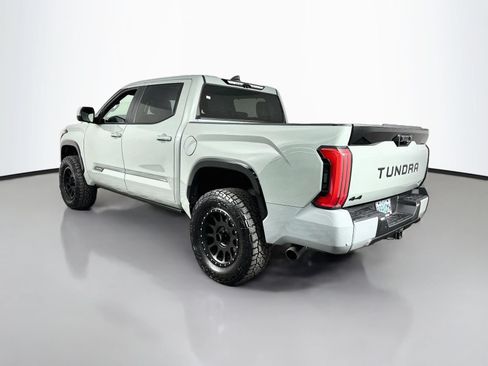 Used 2025 Toyota Tundra Platinum AWD/4WD image 5