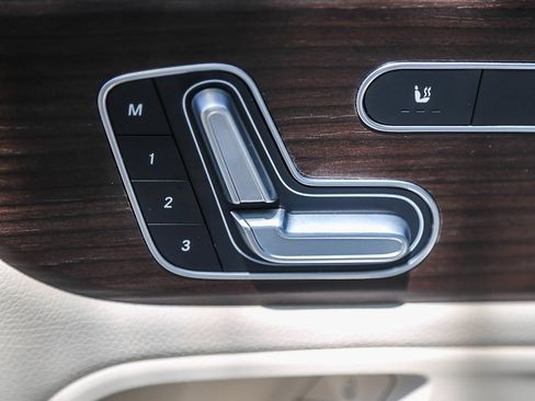 Used 2026 Mercedes-Benz GLB 250 image 20