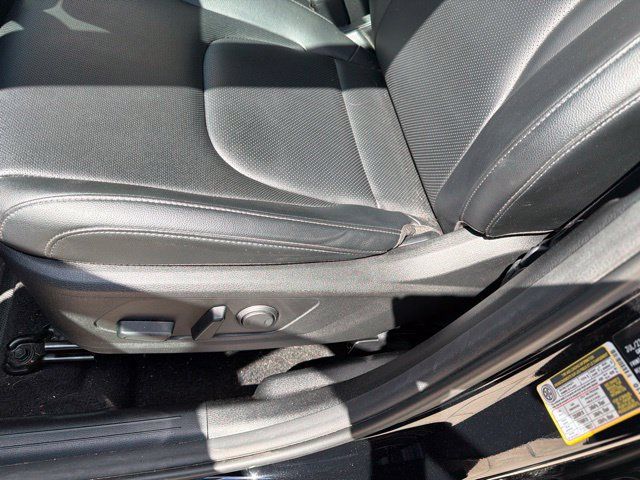 Certified 2025 Kia Sportage EX FWD image 8