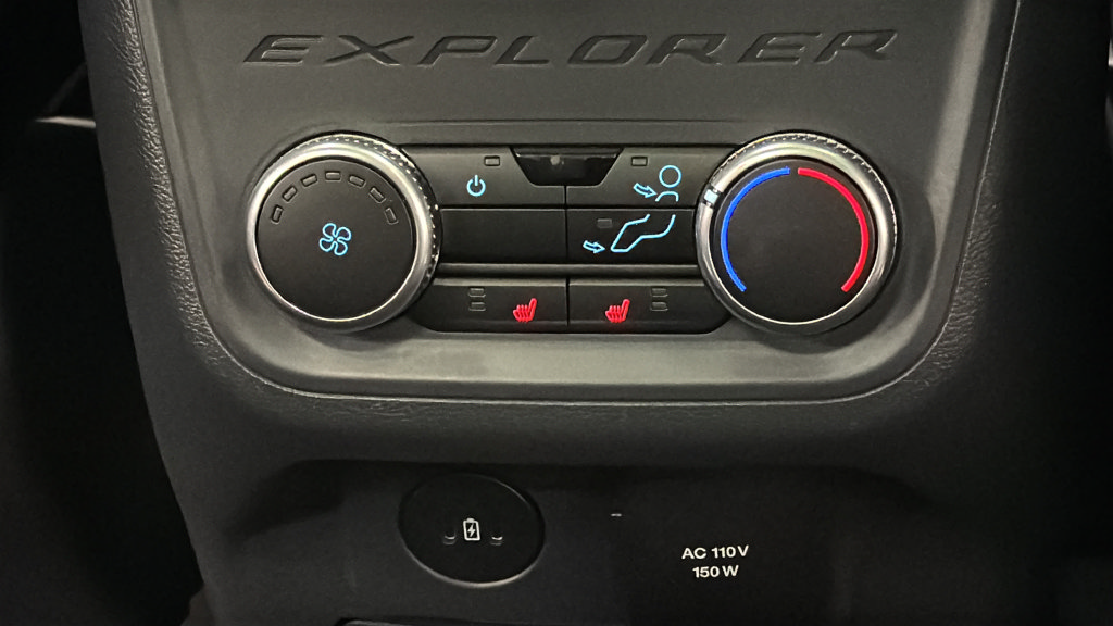 Used 2025 Ford Explorer ST w/ Sun And Sound Package AWD/4WD image 38