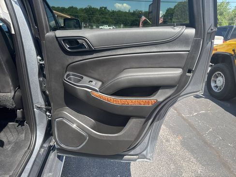 Used 2019 Chevrolet Tahoe Premier AWD/4WD image 26