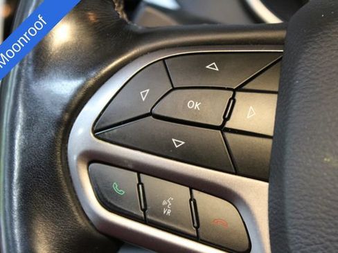Used 2019 Jeep Cherokee Limited w/ Safetytec Group AWD/4WD image 22