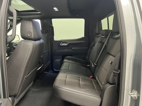 New 2026 Chevrolet Silverado 1500 High Country AWD/4WD image 15