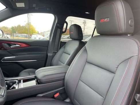 New 2026 Chevrolet Traverse Z71 image 18