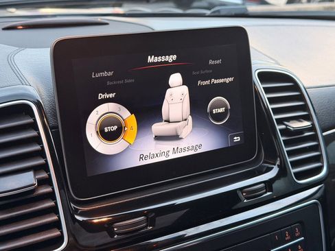 Used 2019 Mercedes-Benz GLS 550 4MATIC w/ Driver Assistance Package image 26