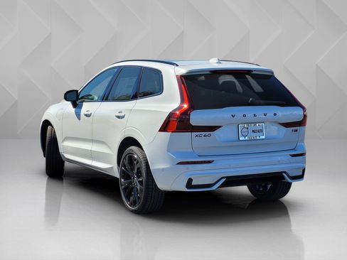 New 2026 Volvo XC60 T8 Ultra w/ Climate Package PRO AWD/4WD image 4