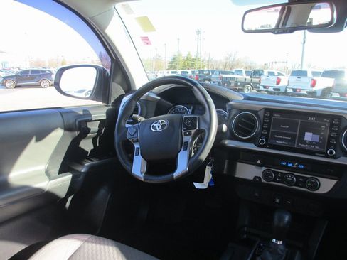 Used 2021 Toyota Tacoma SR5 image 18