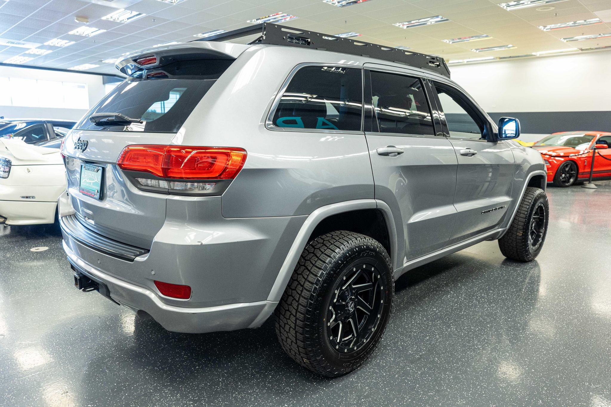 Used 2015 Jeep Grand Cherokee Altitude AWD/4WD image 5