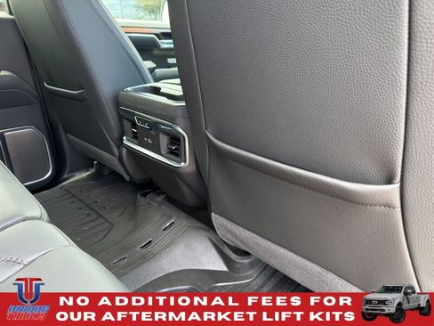 Used 2025 GMC Sierra 1500 Denali w/ Technology Package AWD/4WD image 25