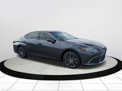 New 2025 Lexus ES 350 w/ Premium Package