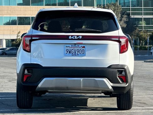 Certified 2026 Kia Seltos LX image 5