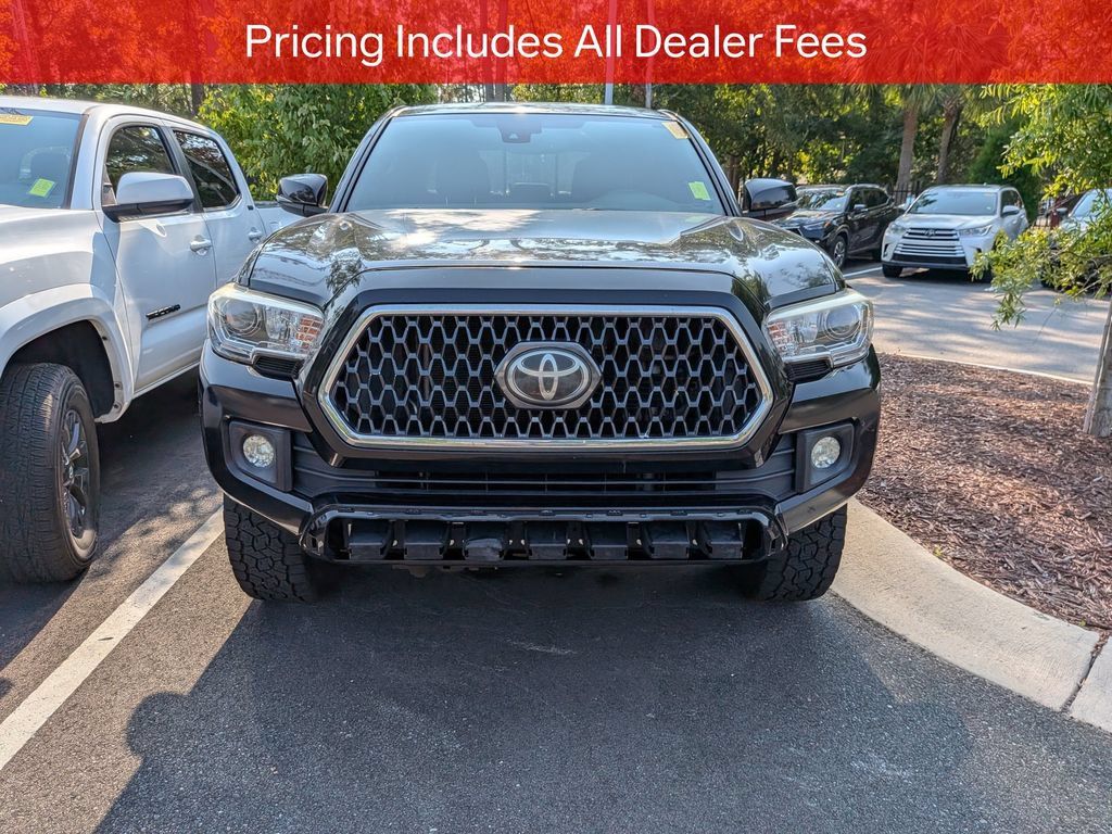 Used 2019 Toyota Tacoma TRD Off-Road AWD/4WD image 2