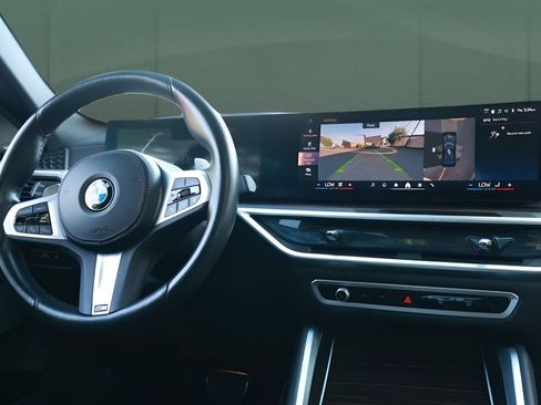 Used 2025 BMW X6 xDrive40i AWD/4WD image 34