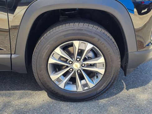 New 2026 Chevrolet Equinox LT w/ Safety and Technology Package FWD image 9
