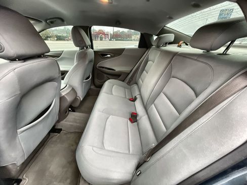 Used 2020 Chevrolet Malibu LS w/ Driver Confidence Package II image 23