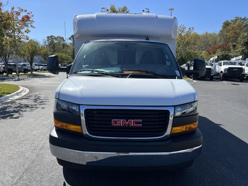 New 2024 GMC Savana 3500 w/ Power Convenience Package image 8