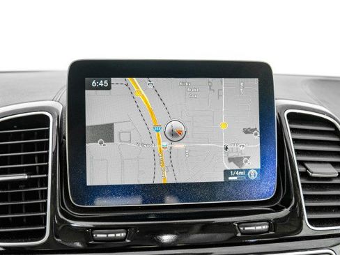 Used 2018 Mercedes-Benz GLS 450 4MATIC image 21