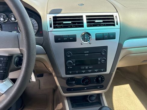 Used 2007 Mercury Milan FWD image 3