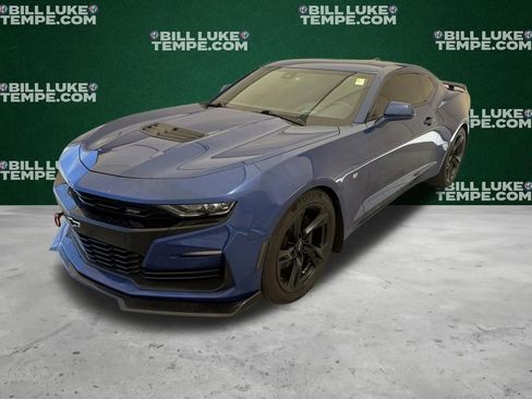 Used 2019 Chevrolet Camaro SS RWD image 9