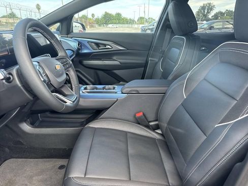 New 2025 Chevrolet Equinox EV LT w/ Convenience Package II image 14