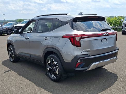 Used 2026 Kia Seltos S AWD/4WD image 4