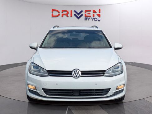 Used 2016 Volkswagen Golf SE w/ Lighting Package FWD image 8