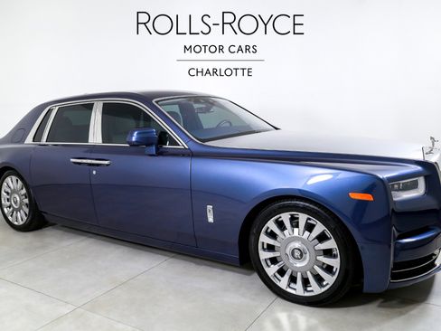 Used 2019 Rolls-Royce Phantom Sedan image 5