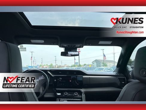 Used 2023 GMC Sierra 1500 AT4 w/ AT4 Preferred Package image 47