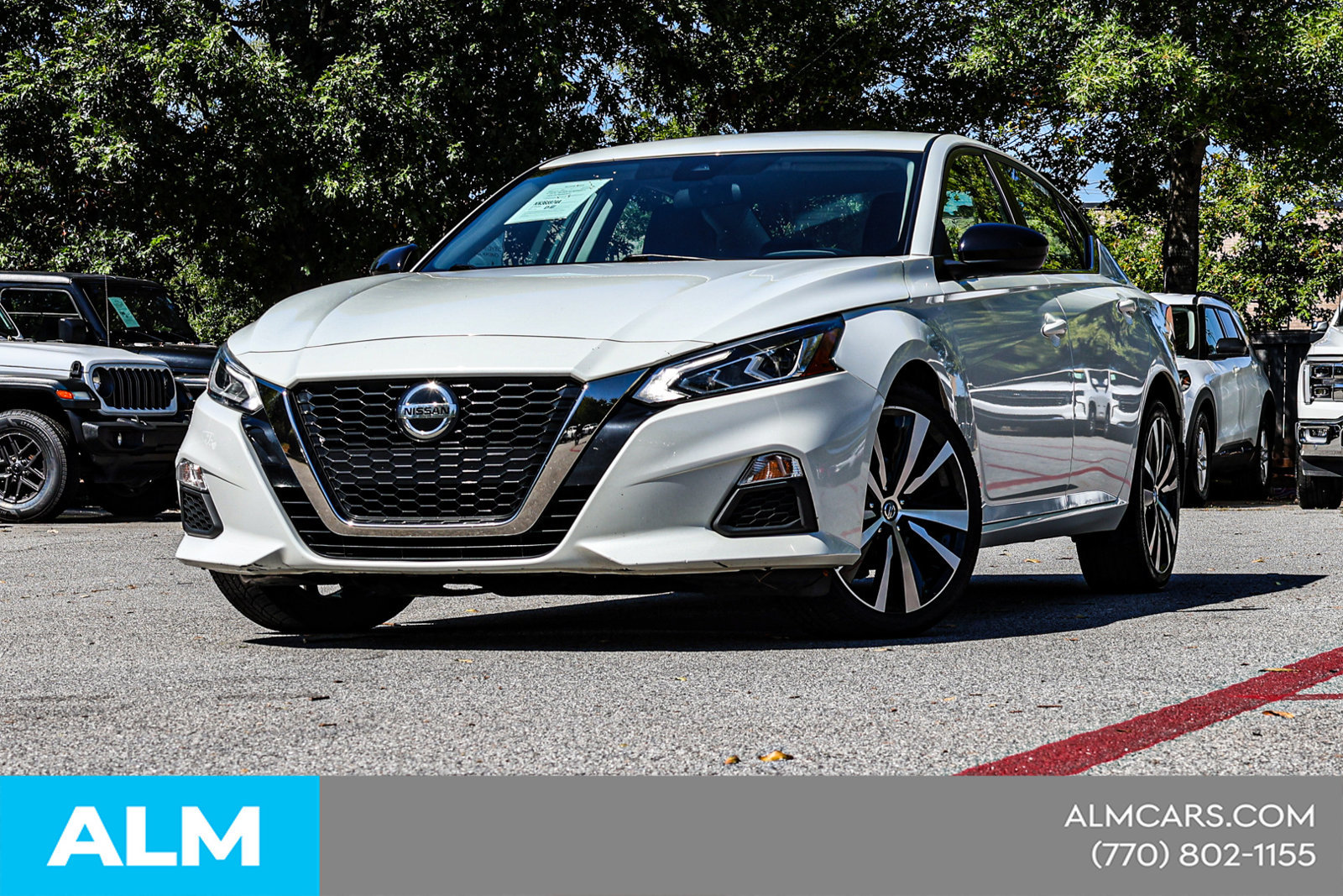 Used 2022 Nissan Altima 2.5 SR AWD/4WD image 2