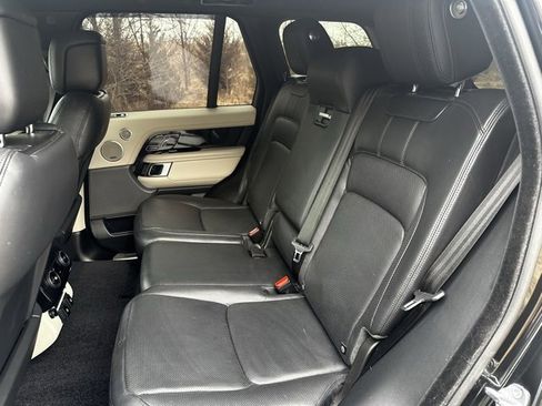 Used 2020 Land Rover Range Rover HSE image 16