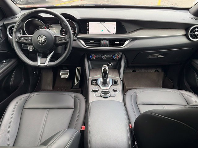 Used 2023 Alfa Romeo Stelvio Ti AWD/4WD image 45