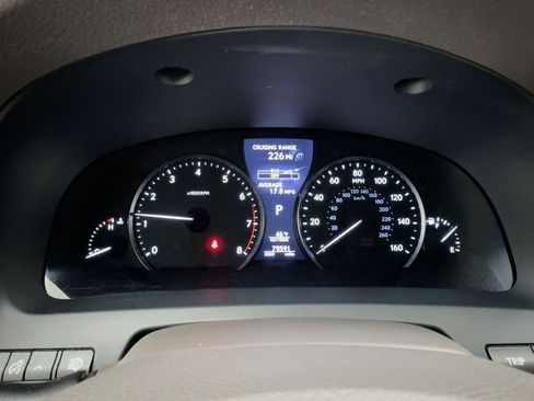 Used 2015 Lexus LS 460 w/ Comfort Package image 19