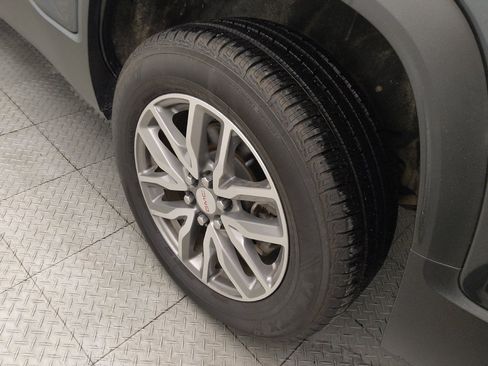 Used 2019 GMC Acadia SLE w/ Driver Alert Package I FWD image 31