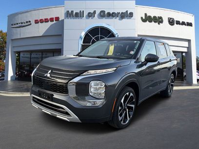 Used 2024 Mitsubishi Outlander SE