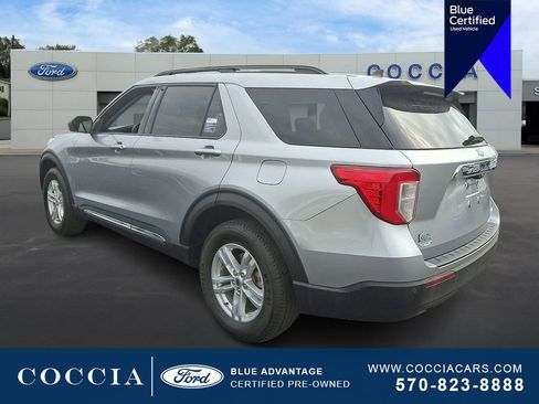 Certified 2022 Ford Explorer XLT image 6