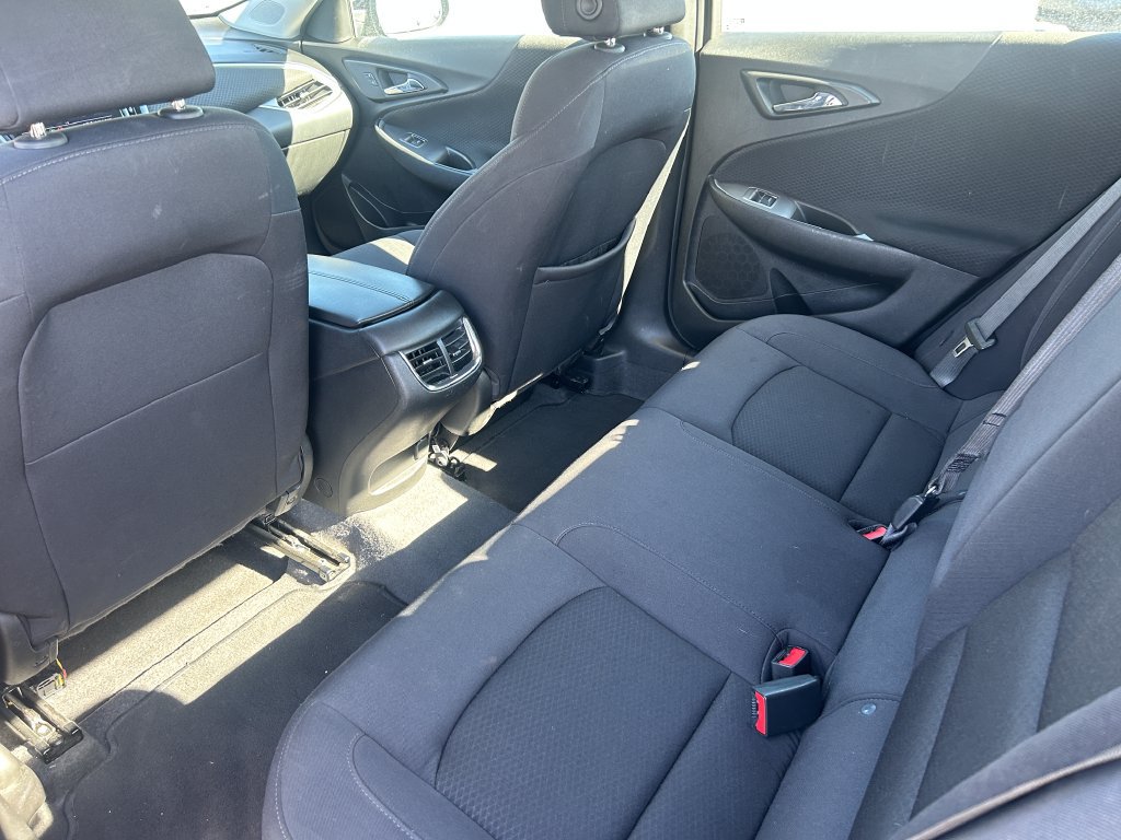 Used 2023 Chevrolet Malibu LT FWD image 31