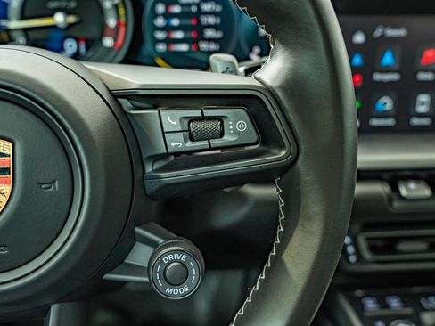 Certified 2022 Porsche 911 GT3 RWD image 35