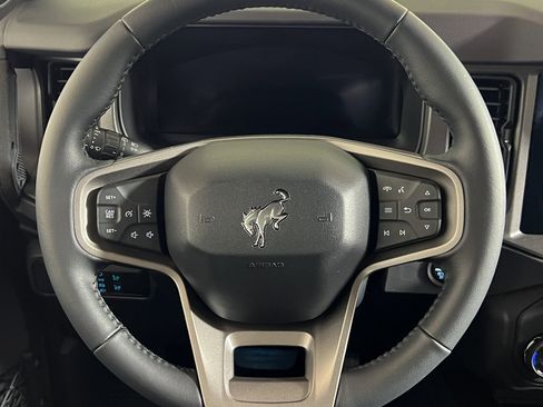 New 2025 Ford Bronco Big Bend w/ Black Diamond Package image 35