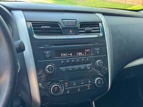 Used 2014 Nissan Altima 2.5 S FWD image 39
