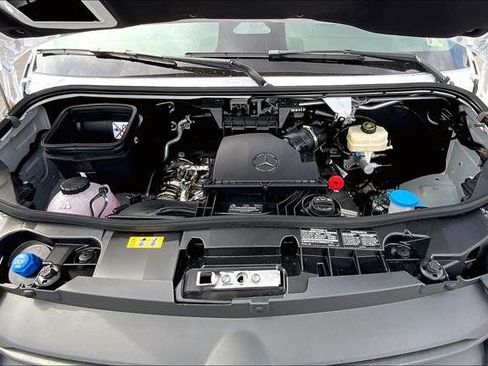 New 2025 Mercedes-Benz Sprinter 2500 image 41