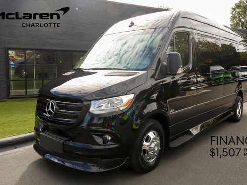 Used 2023 Mercedes-Benz Sprinter 3500 image 1