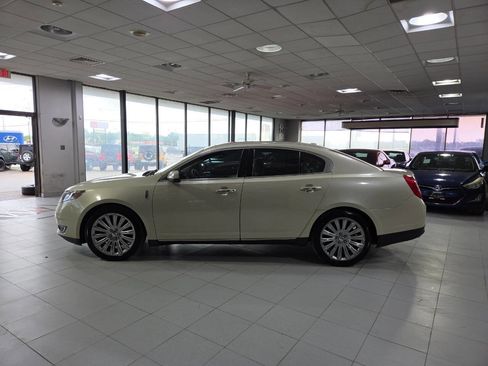 Used 2015 Lincoln MKS AWD w/ Equipment Group 101A image 4